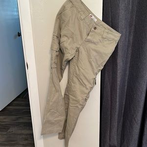 Dickies Women Cargo Pants, Khaki, Size 4(R)